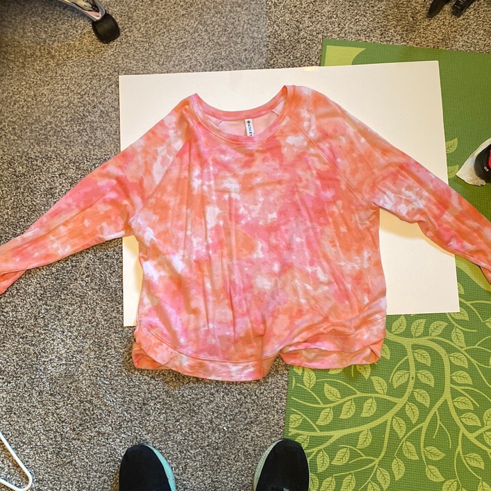Athleta 1X Pink Tie Died Sweatshirt